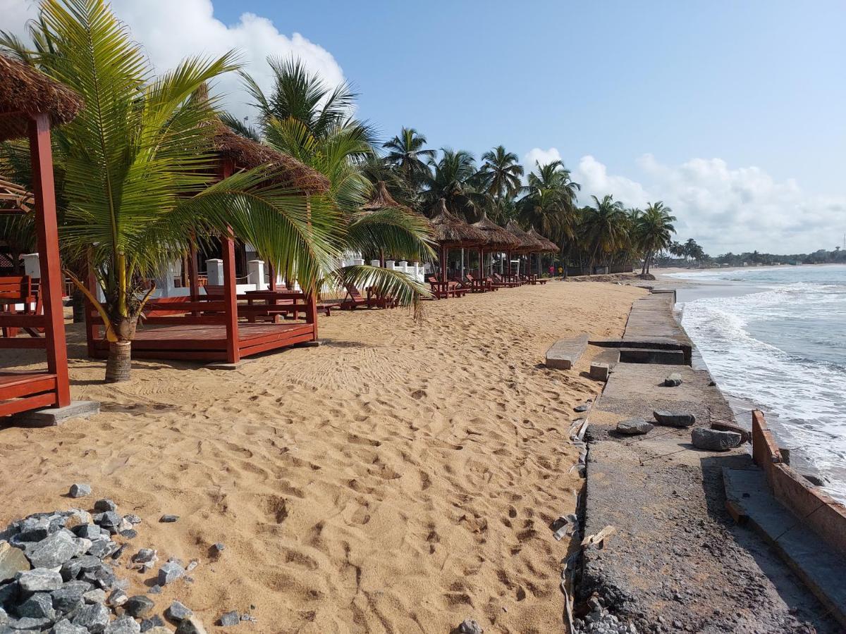 Charlestina Beach Resort Ampeni Esterno foto