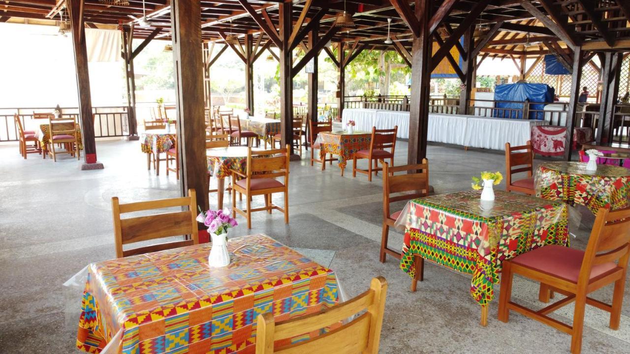 Charlestina Beach Resort Ampeni Esterno foto