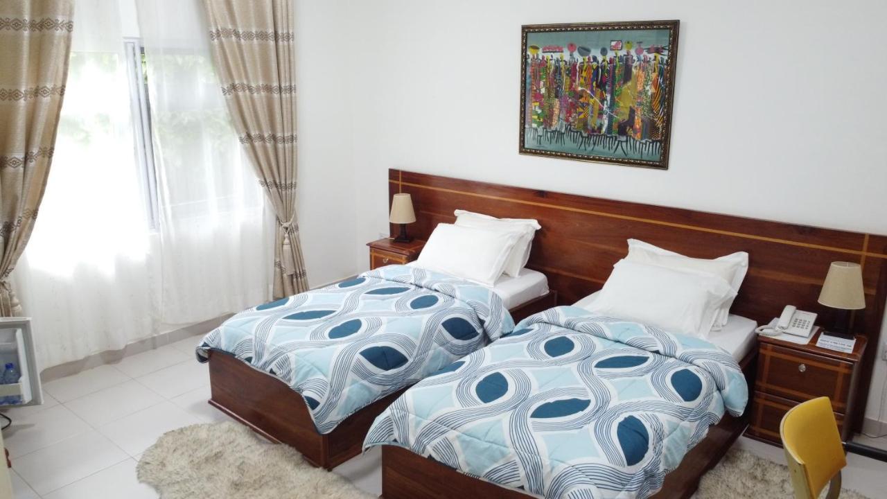 Charlestina Beach Resort Ampeni Esterno foto