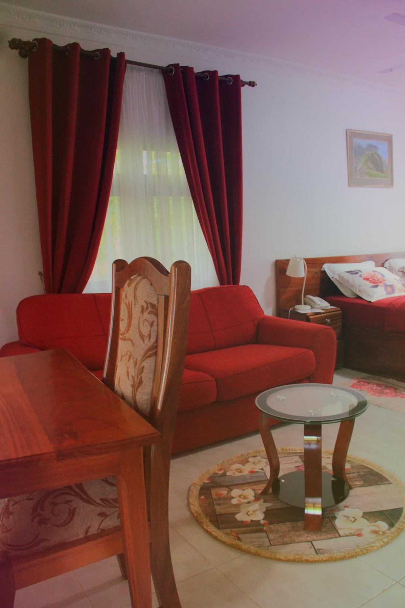 Charlestina Beach Resort Ampeni Esterno foto